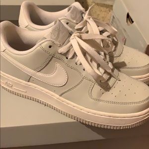 Grey and white Air Force 1